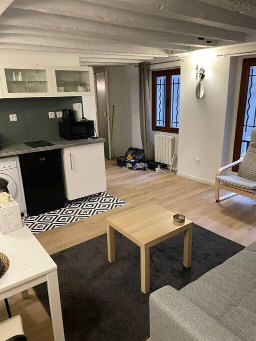 Appartement Confortable - Opera - Place De La Madeleine - Saint Martin - 4 Pers Parijs Buitenkant foto
